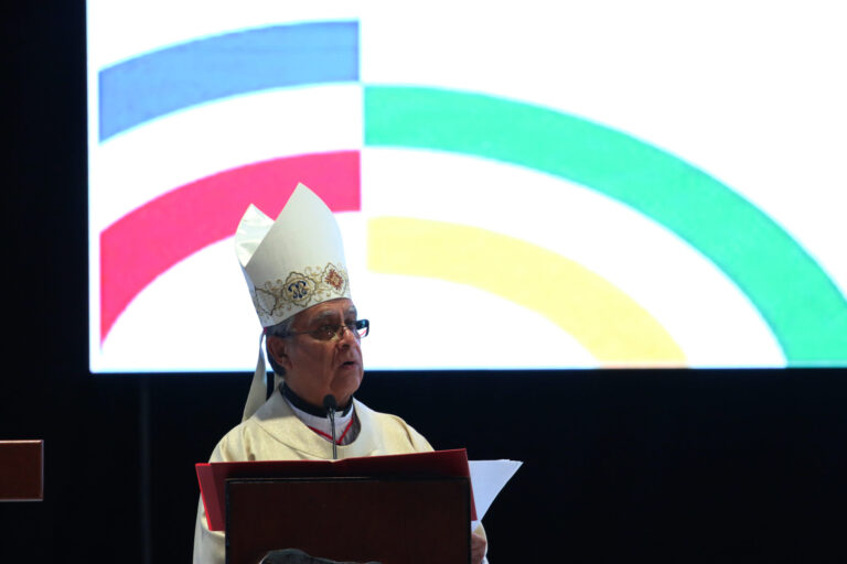 Respondan con generosidad al llamado de Cristo, pide Arzobispo a jóvenes misioneros