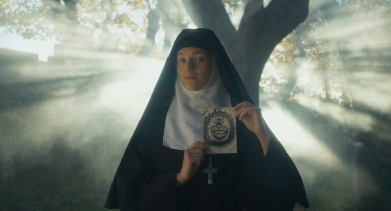 Sagrado Corazón: el ardor que sigue incomodando