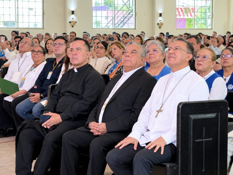 “No queremos la paz de los cementerios ni un silencio impuesto por la fuerza”: Nuncio Apostólico